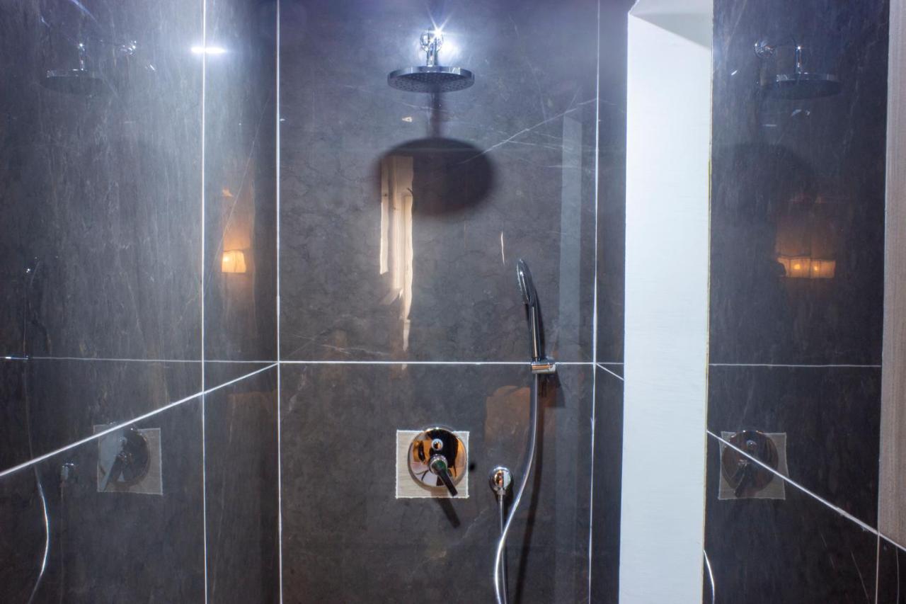 Merina Hotel Yaoundé Екстериор снимка