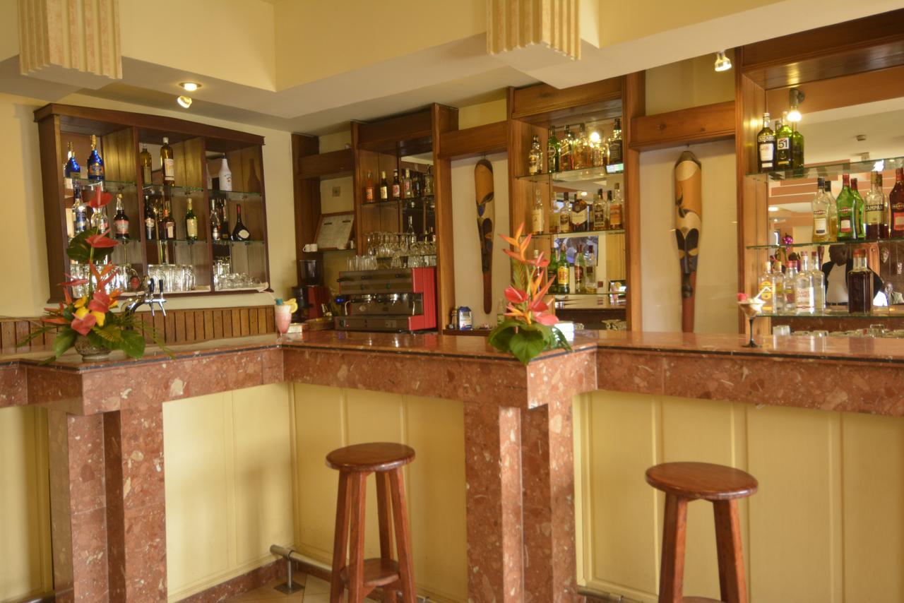 Merina Hotel Yaoundé Екстериор снимка