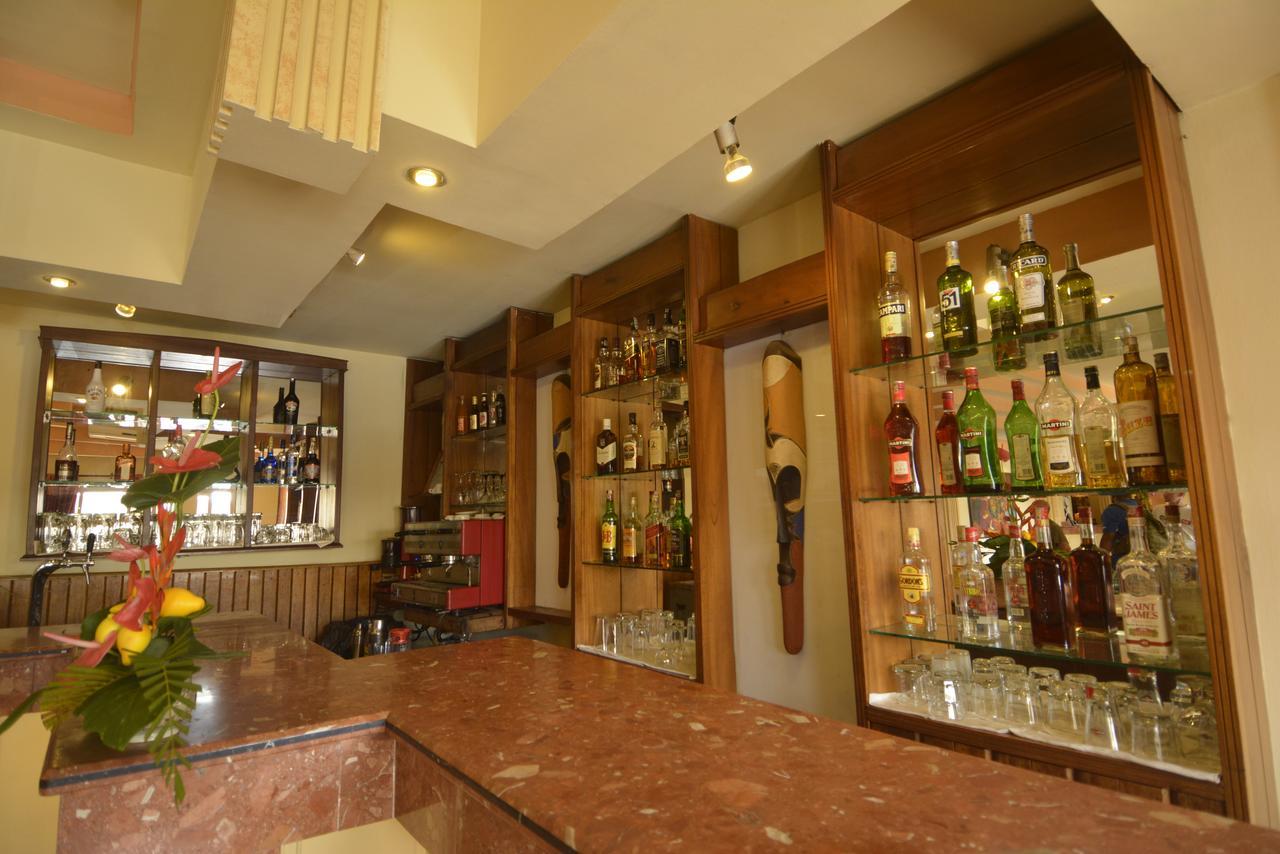 Merina Hotel Yaoundé Екстериор снимка