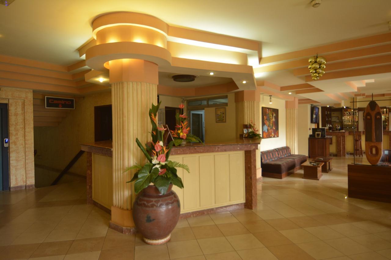 Merina Hotel Yaoundé Екстериор снимка